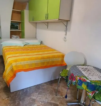 Franceska Apartmani Cres Exterior photo