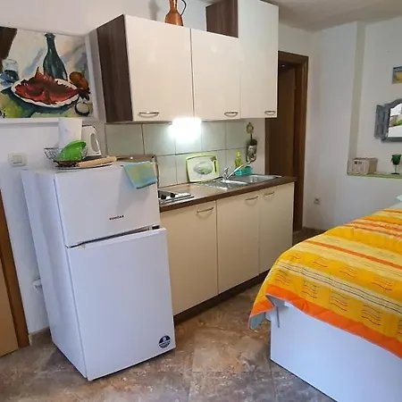Franceska Apartmani Cres Exterior photo